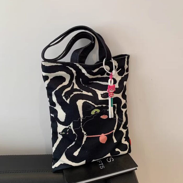 black cat tote bag