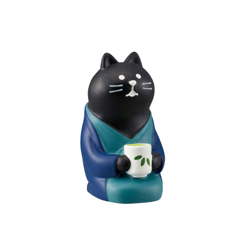 Miniature-black Cat-drink tea